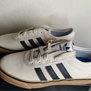 adidas Men’s Cream Suede Sneakers with Black Stripes and Gum Sole